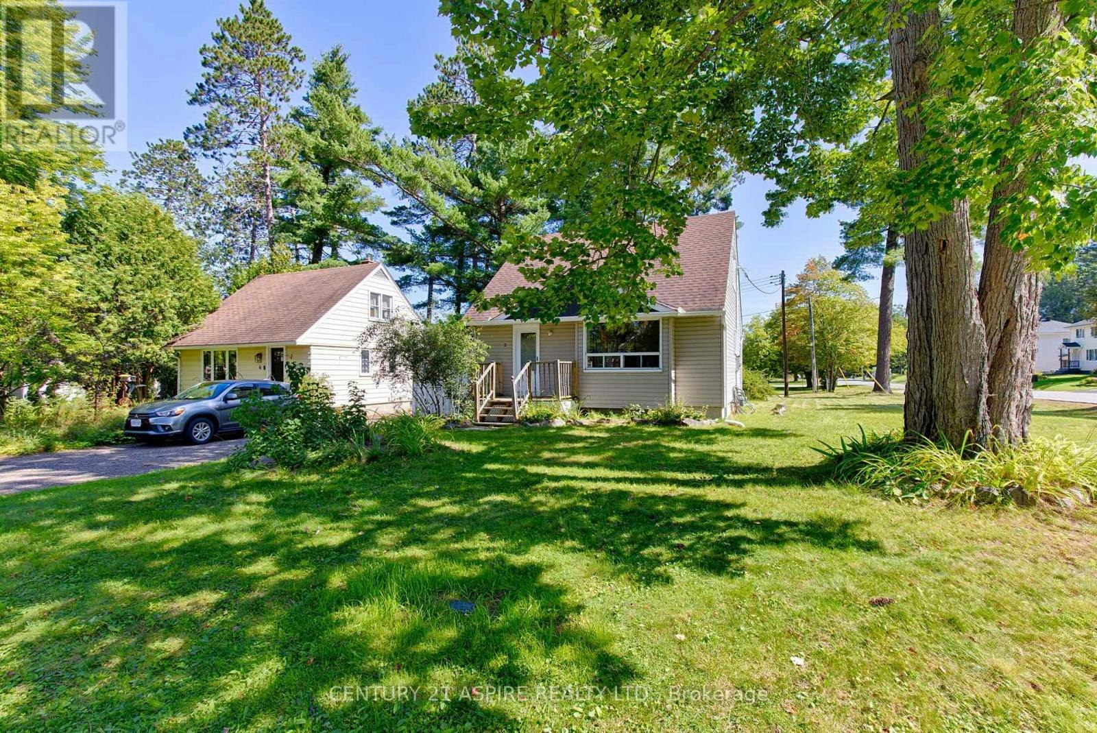 2 Thomson Crescent, Deep River, ON, K0J 1P0
