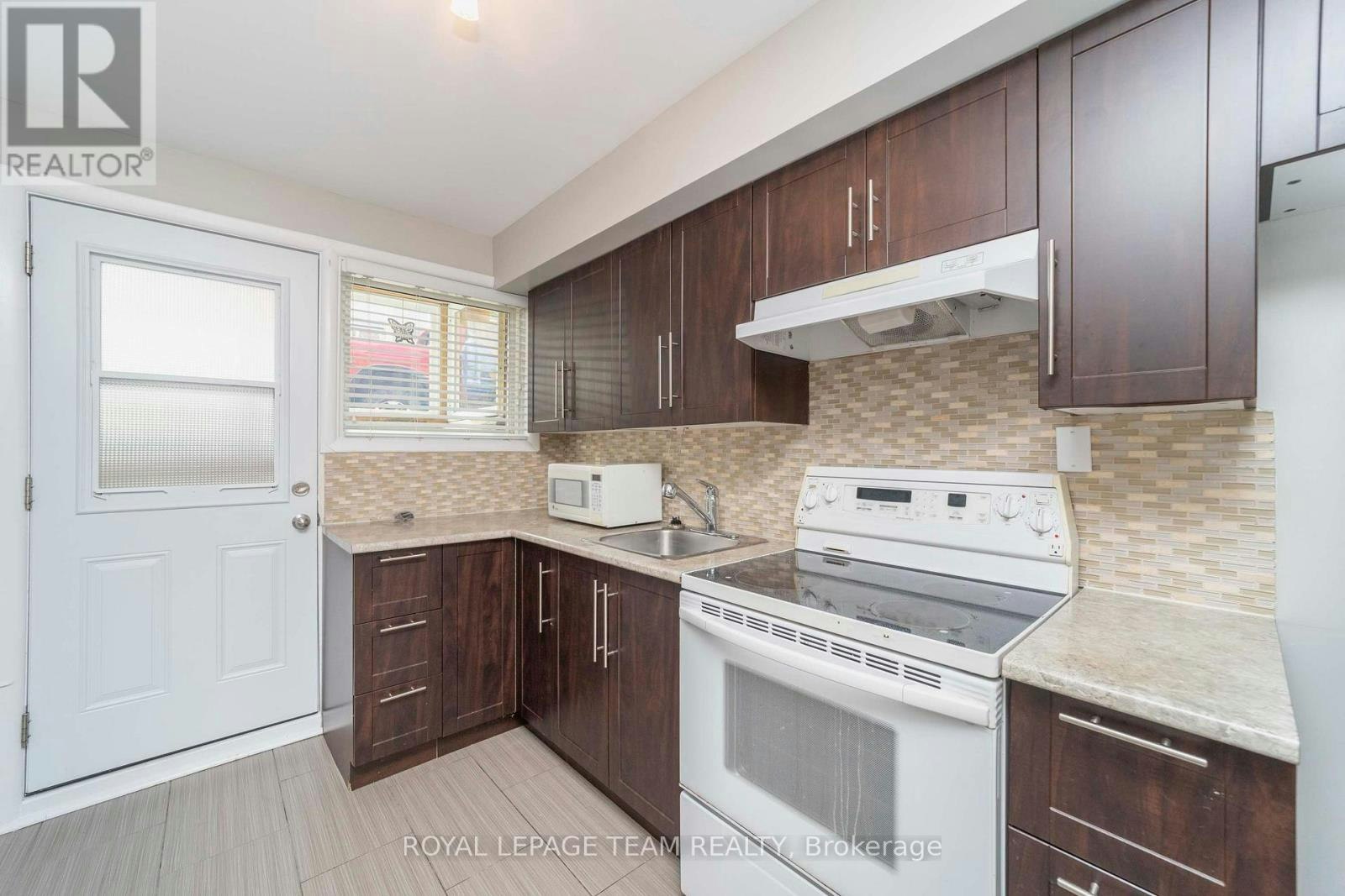 1-676 Borthwick Avenue, Ottawa, ON, K1K 2M2 - 19