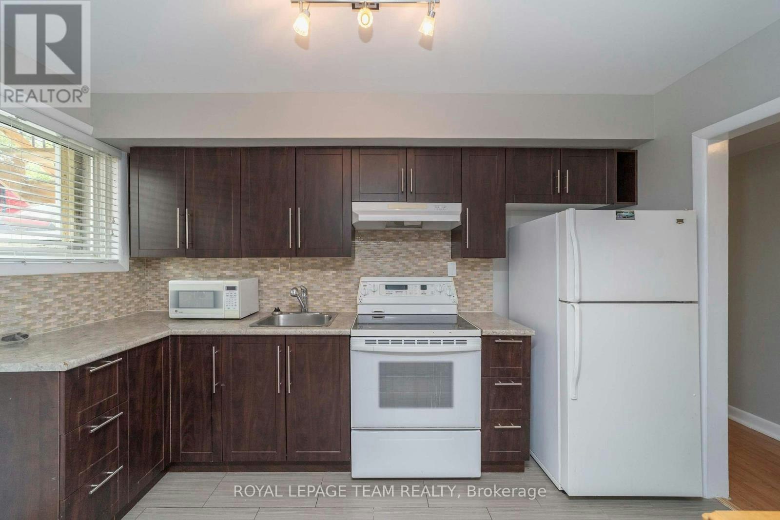 1-676 Borthwick Avenue, Ottawa, ON, K1K 2M2 - 15