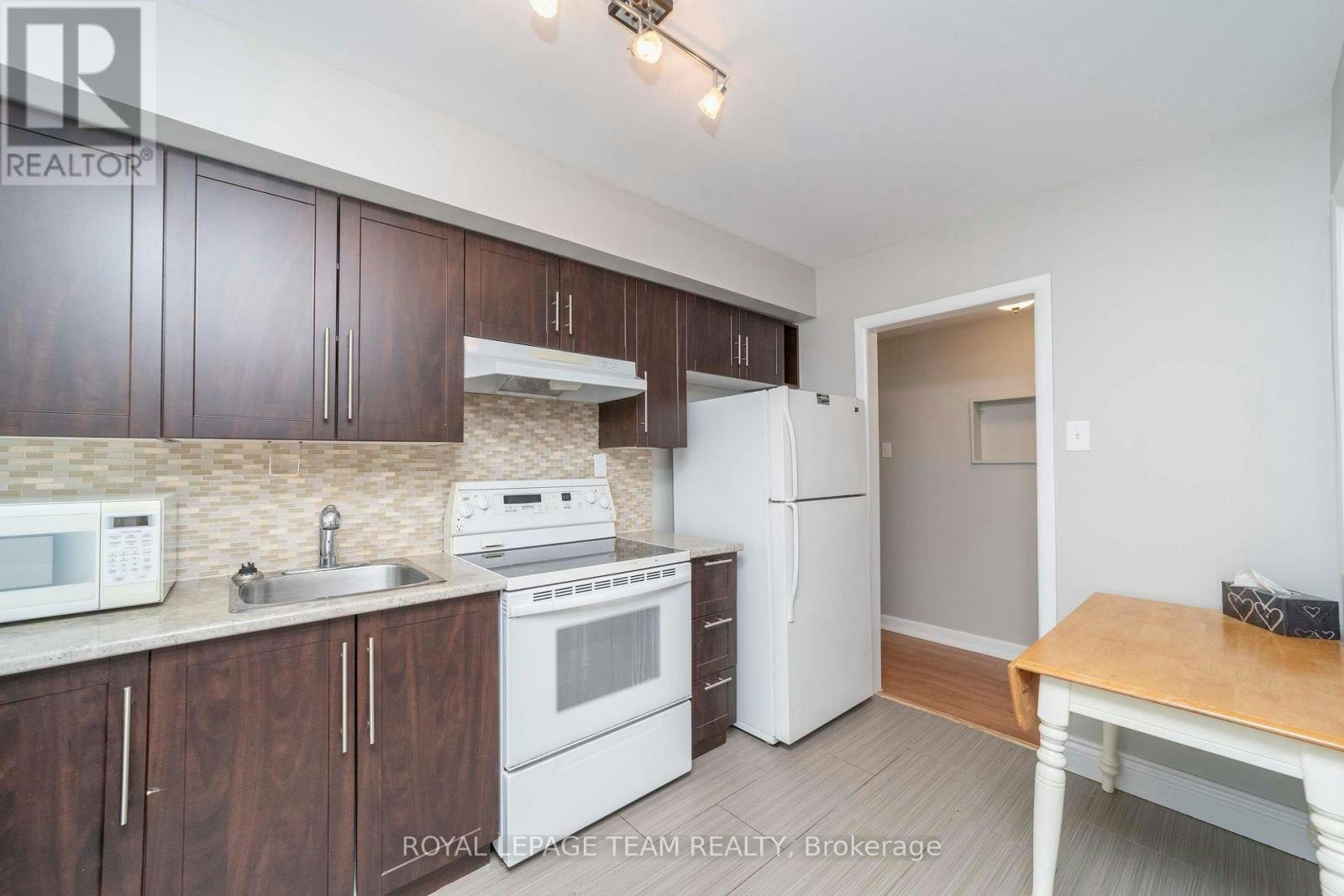 1-676 Borthwick Avenue, Ottawa, ON, K1K 2M2 - 16