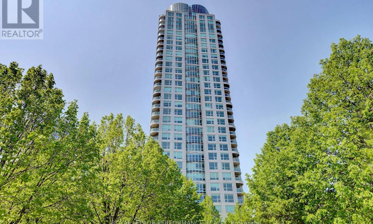 2603-38 Metropole Private