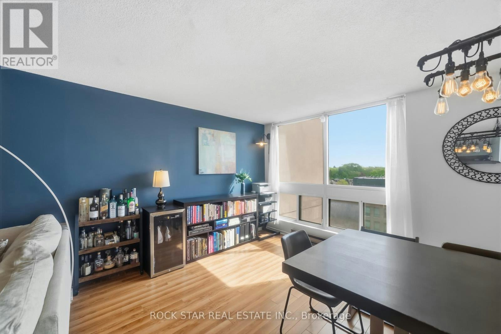 701-5 Kenneth Avenue, Toronto, ON, M2N 6M7 - 10