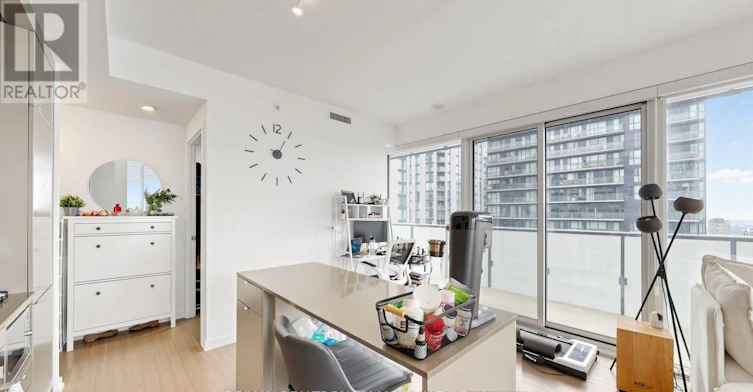 3809-101 Peter Street, Toronto, ON, M5V 2E8 - 13
