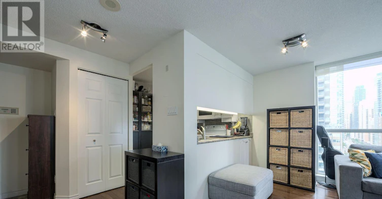 1511-736 Bay Street, Toronto, ON, M5G 2M4 - 11