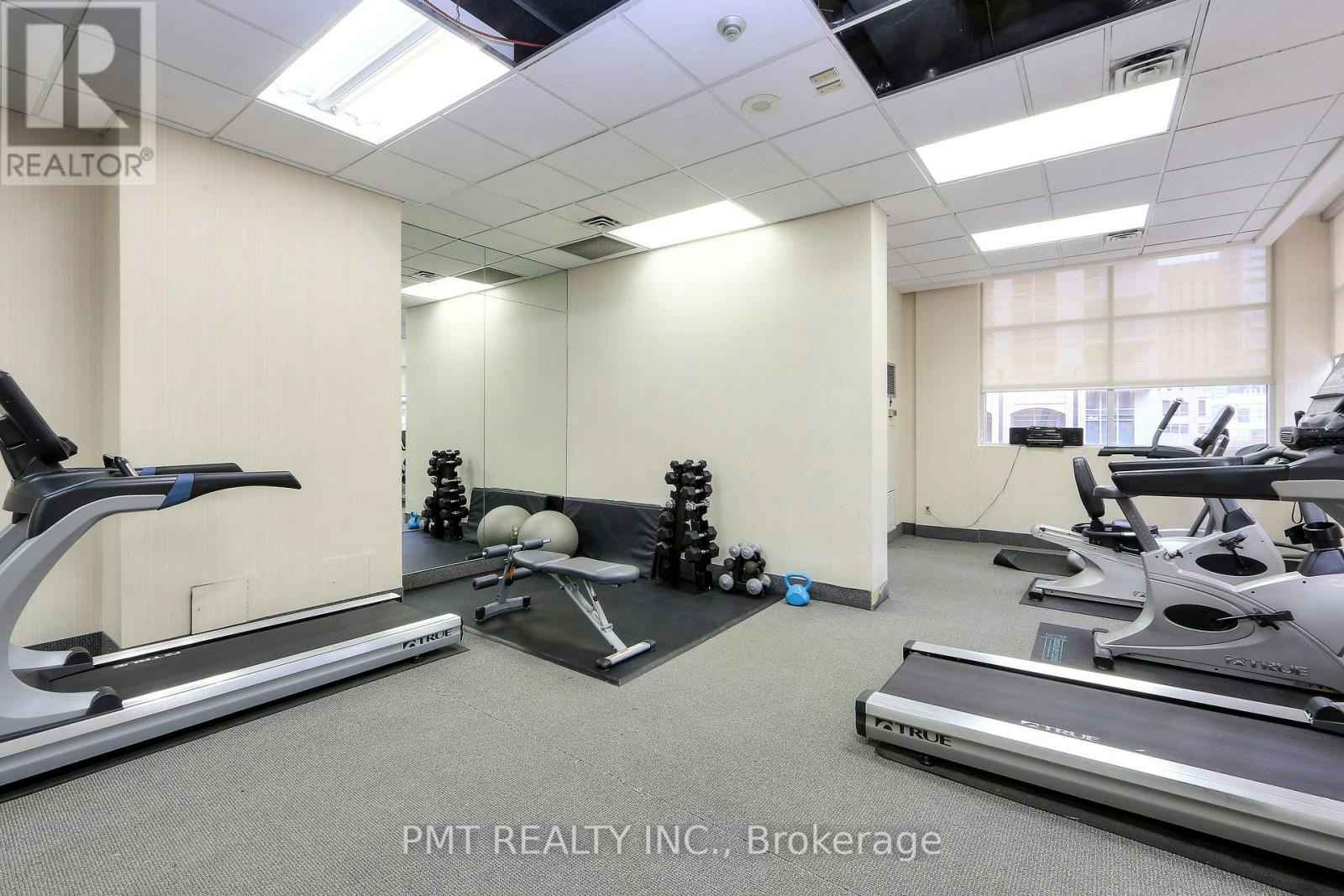 1511-736 Bay Street, Toronto, ON, M5G 2M4 - 29