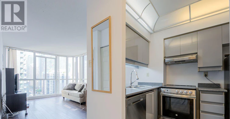 1612-736 Bay Street, Toronto, ON, M5G 2M4 - 6