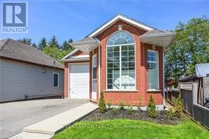 26 Simcoe Street, Guelph, ON, N1E 3B8