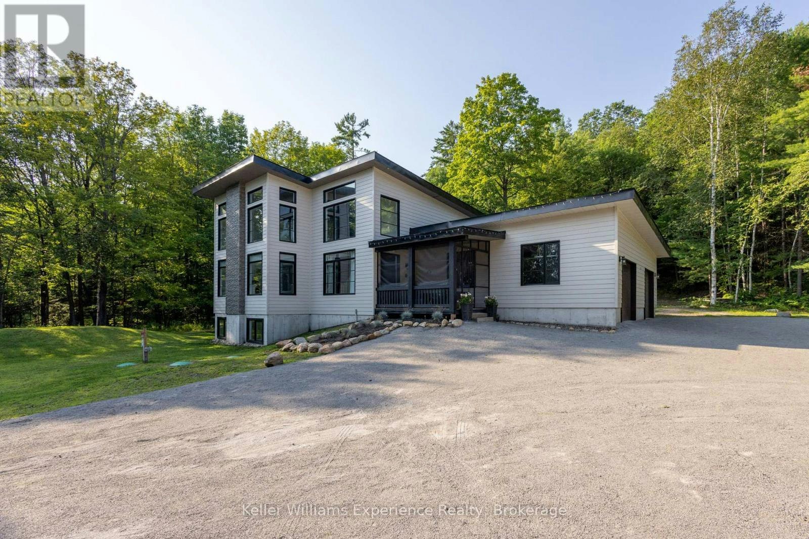 1739 Fraserburg Road, Bracebridge, ON, P1L 1X3