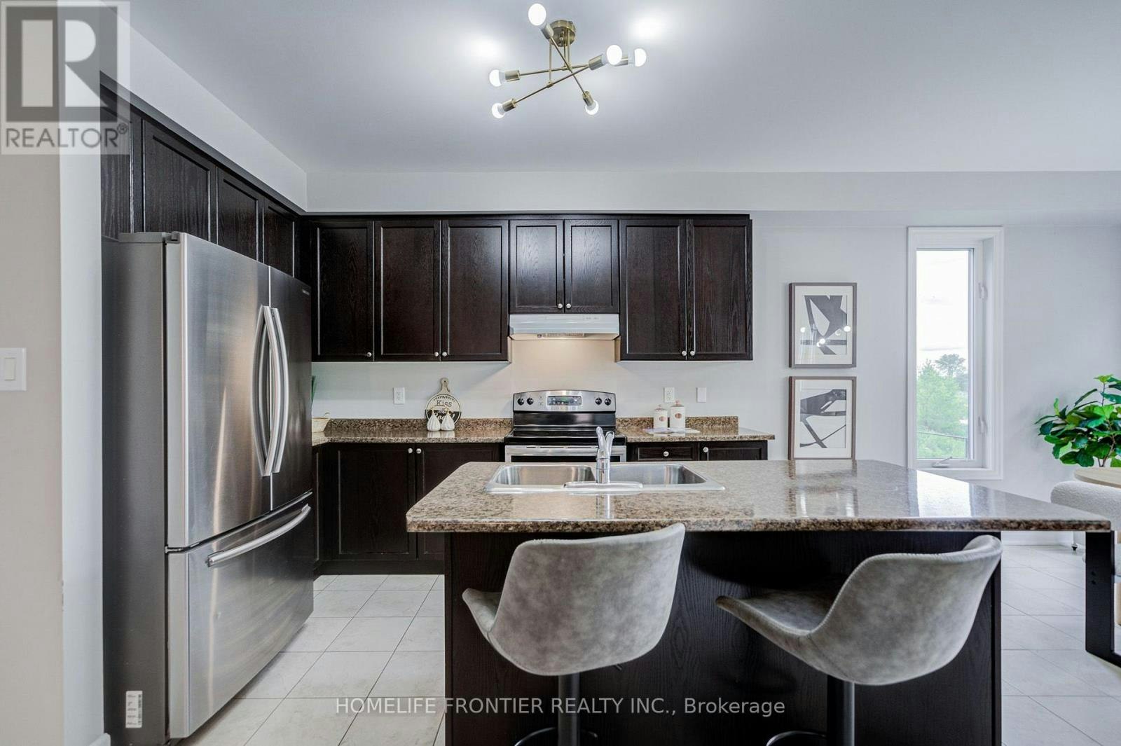 48 Robert Wilson Crescent, Georgina, ON, L4P 0G9 - 7