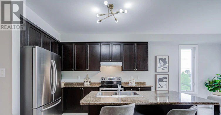 48 Robert Wilson Crescent, Georgina, ON, L4P 0G9 - 7
