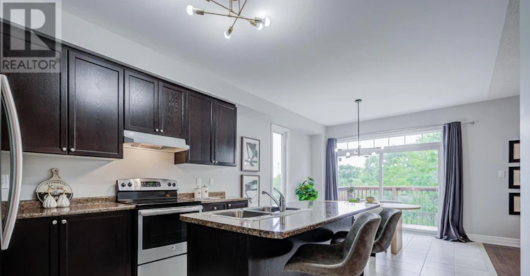 48 Robert Wilson Crescent, Georgina, ON, L4P 0G9 - 6