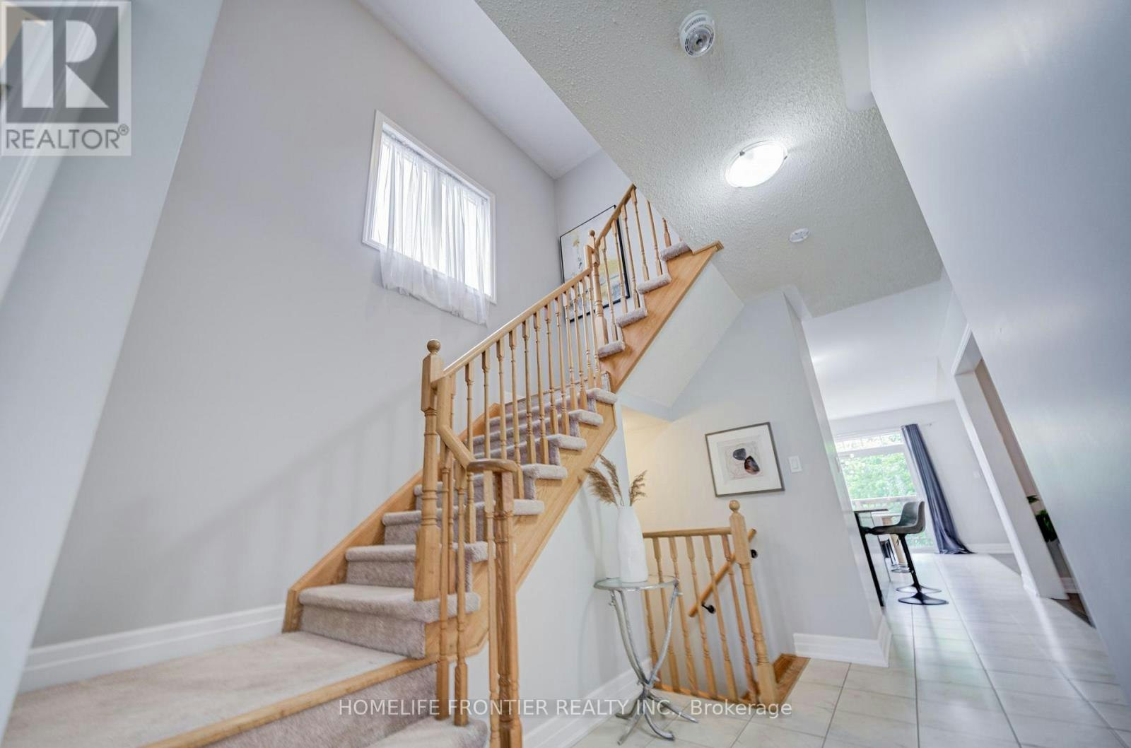48 Robert Wilson Crescent, Georgina, ON, L4P 0G9 - 12