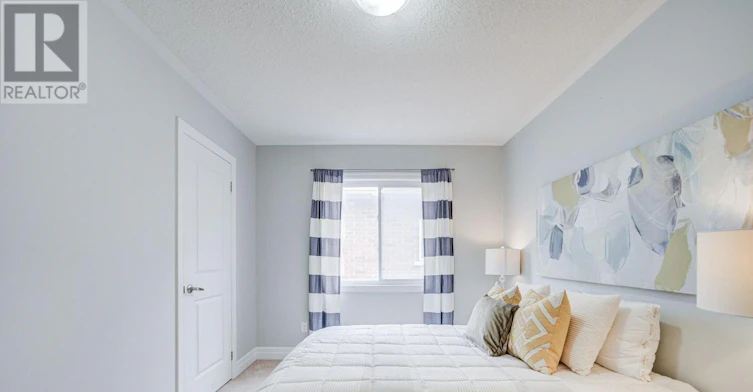 48 Robert Wilson Crescent, Georgina, ON, L4P 0G9 - 17