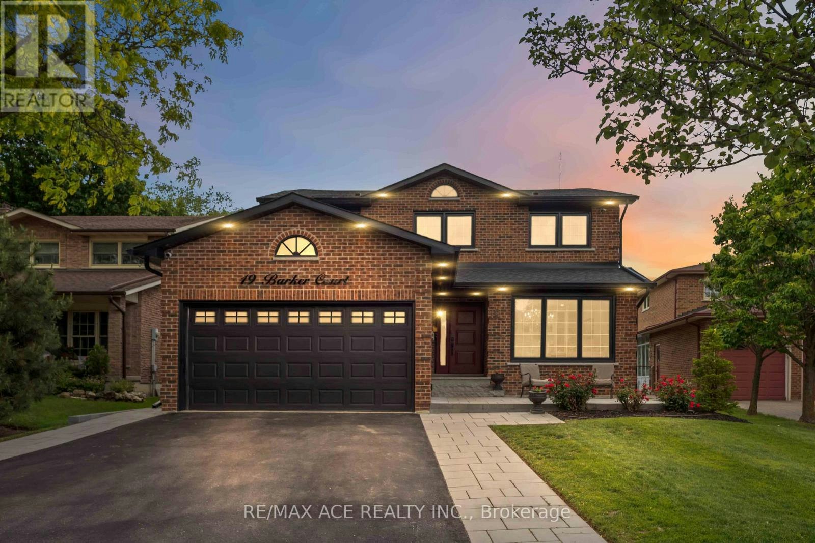 19 Barker Court, Markham, ON, L3P 3X9