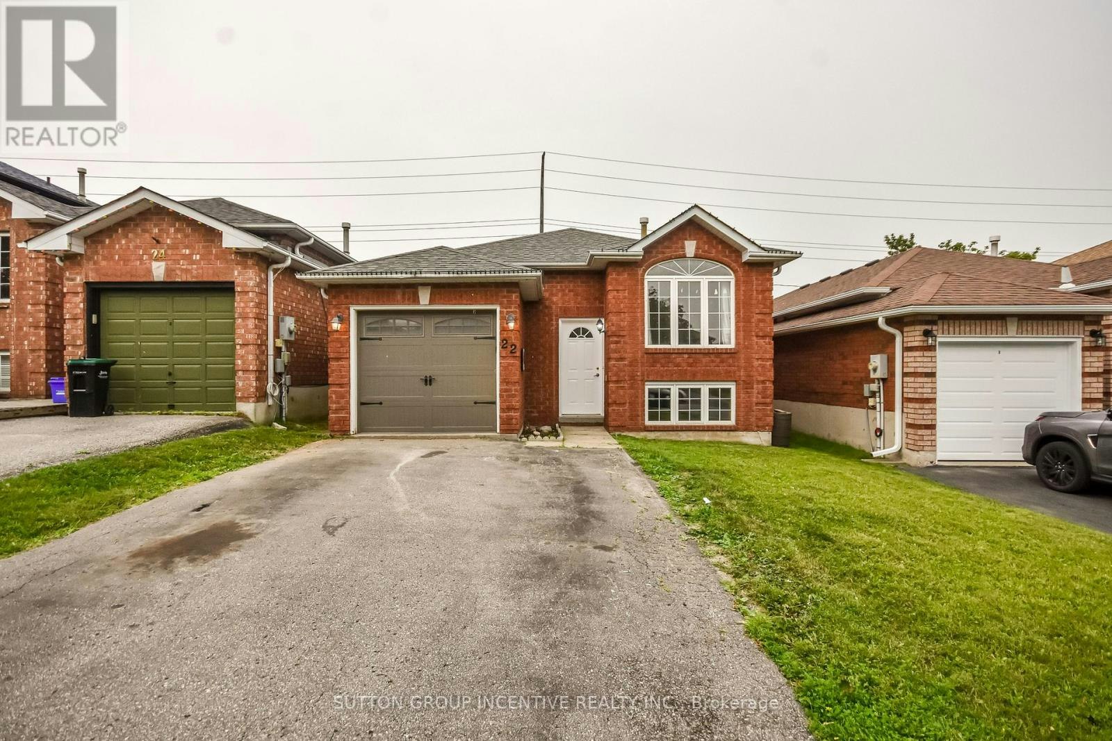 22 Peregrine Road, Barrie, ON, L4M 6P9