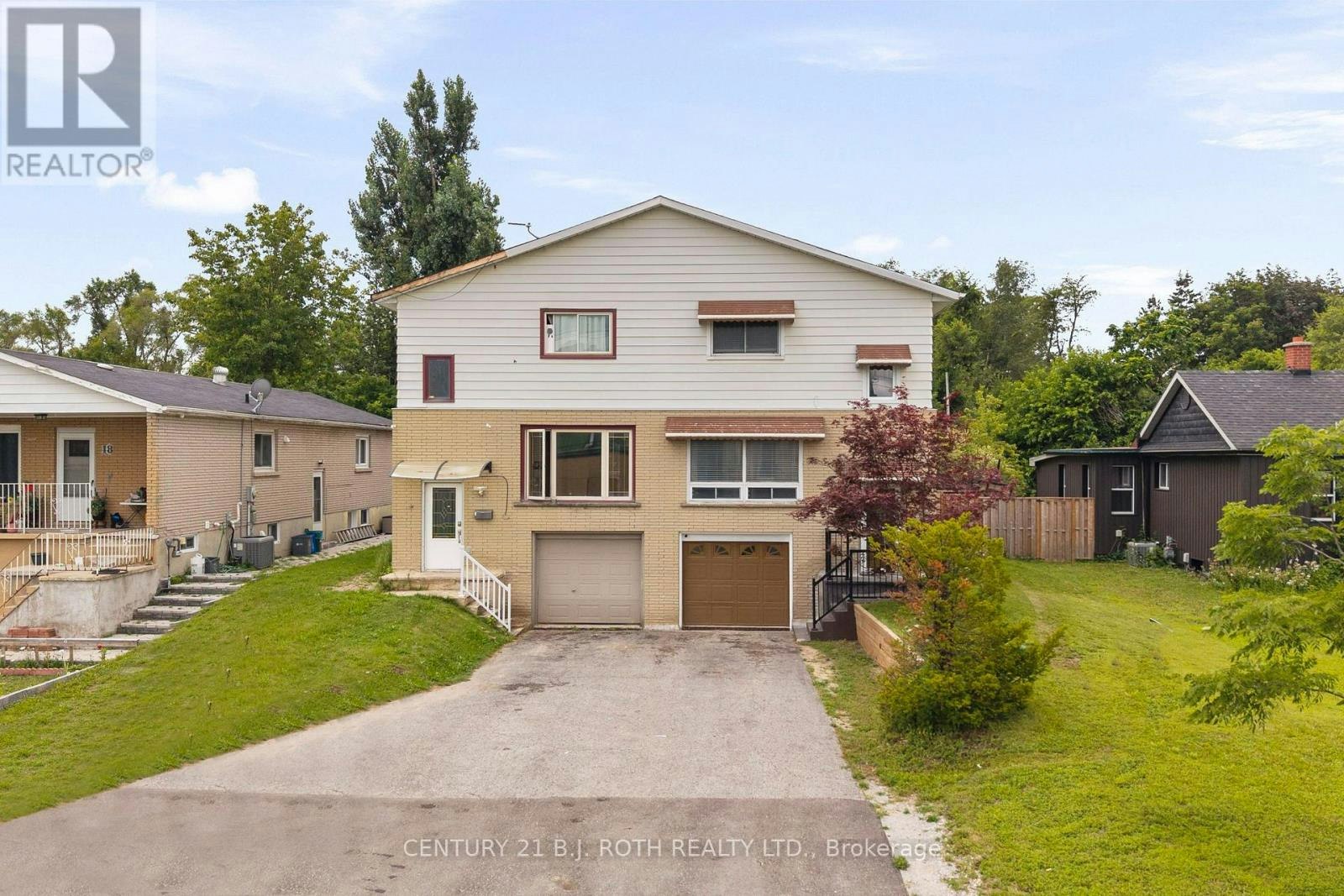 14 Innisfil Street, Barrie, ON, L4N 3C9