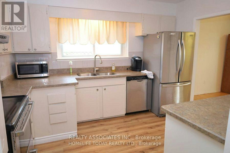 285 Bartley Bull Parkway, Brampton, ON, L6W 2L2 - 4