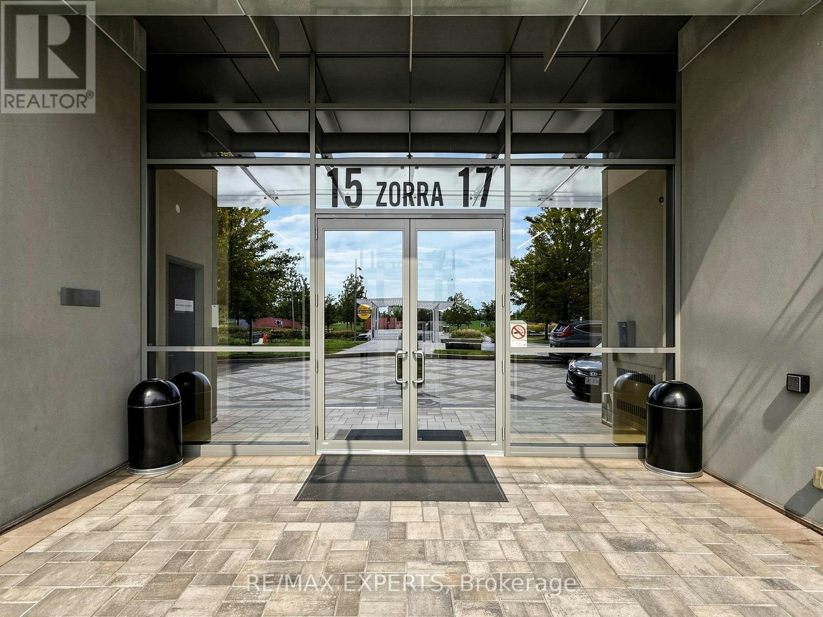 2108-15 Zorra Street, Toronto, ON, M8Z 0C1 - 2