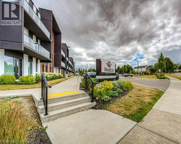 107-5 Wake Robin Drive, Kitchener, ON, N2E 0H6