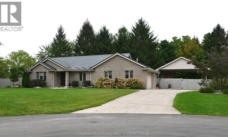 5 Parkside Crescent