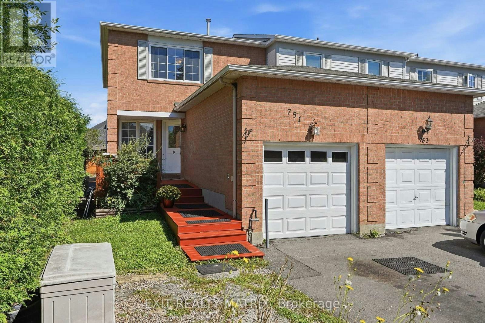 751 Clearcrest Crescent, Ottawa, ON, K4A 3E7