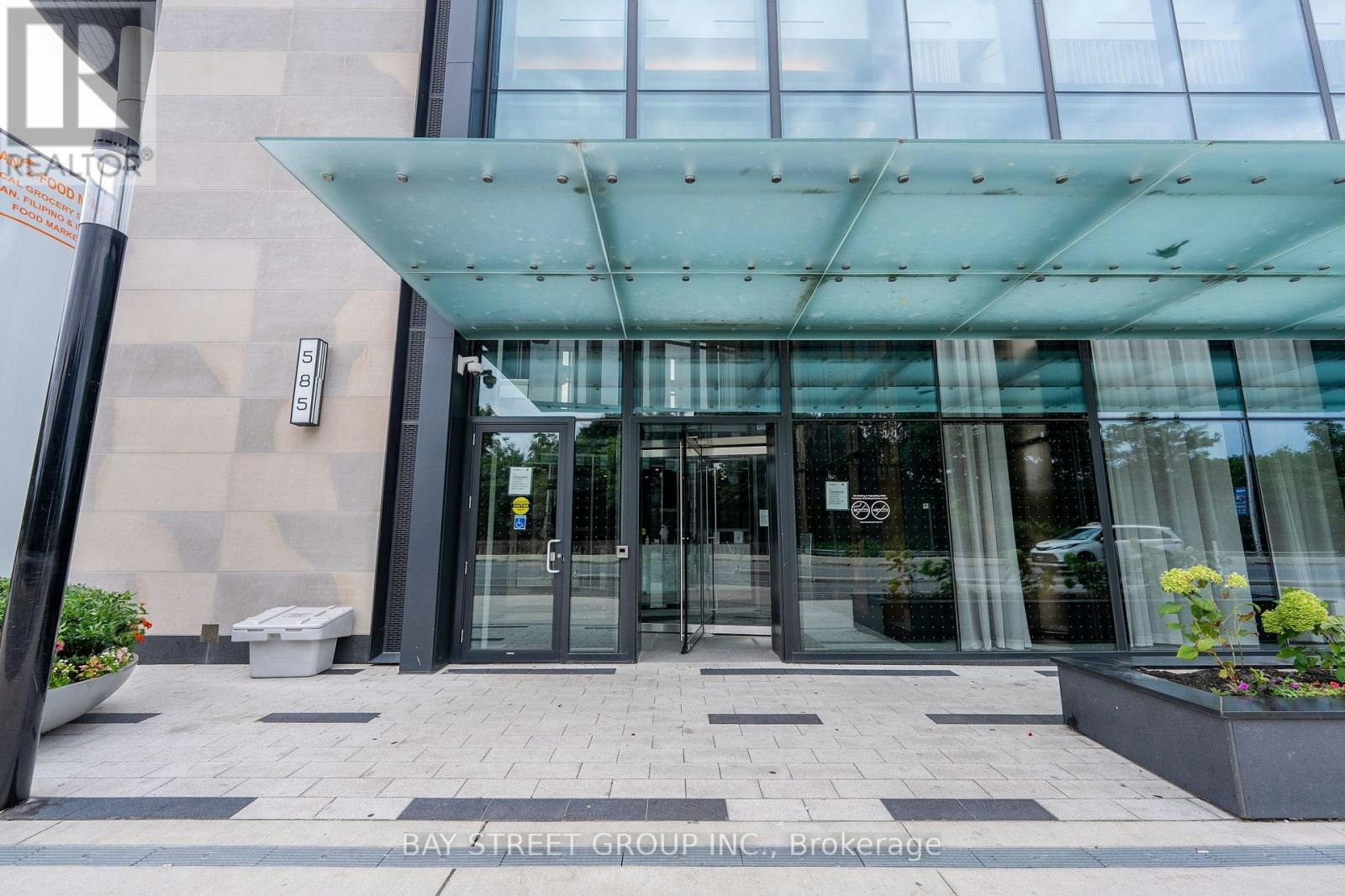 3222-585 Bloor Street E, Toronto, ON, M4W 0B3 - 2