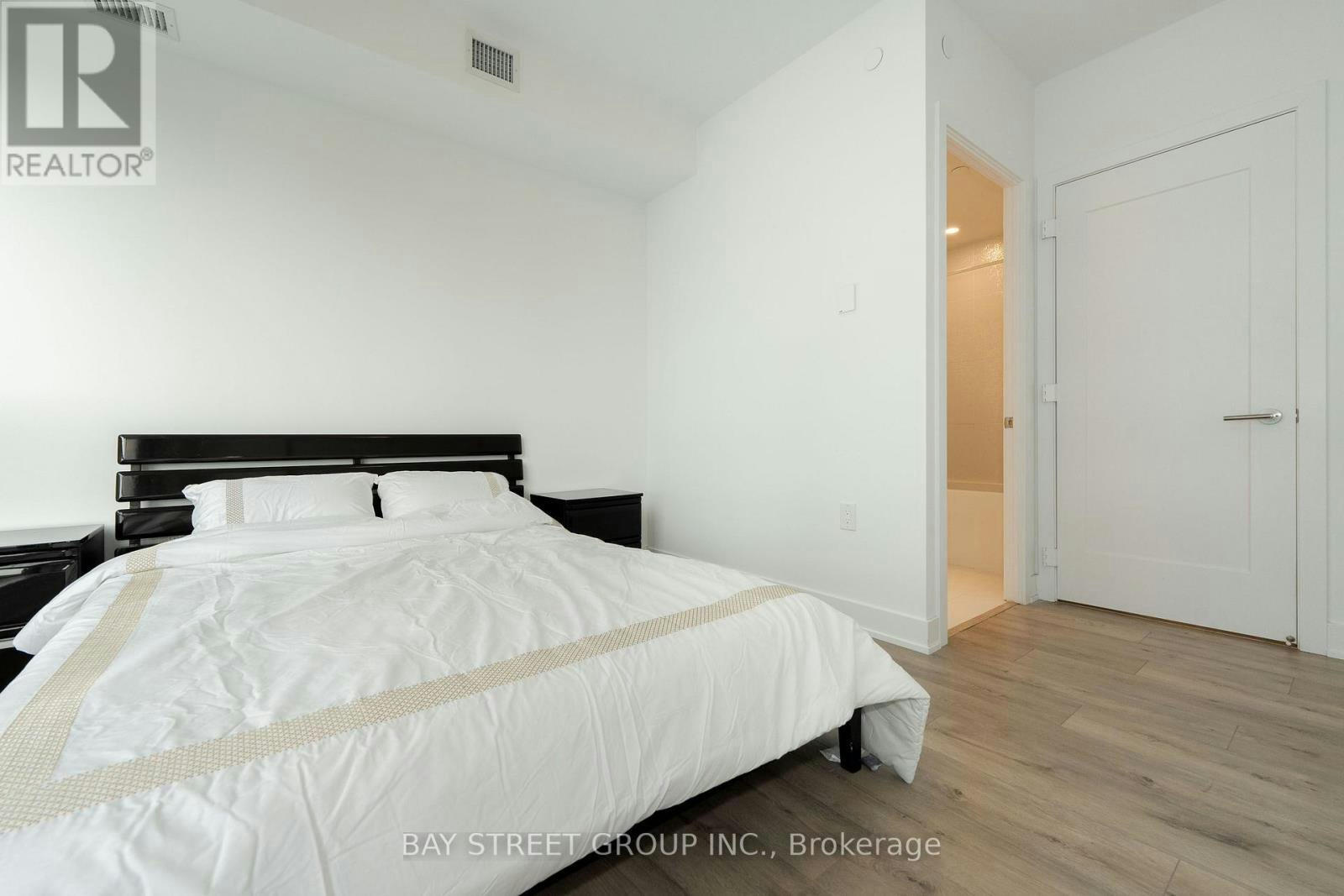 3222-585 Bloor Street E, Toronto, ON, M4W 0B3 - 13