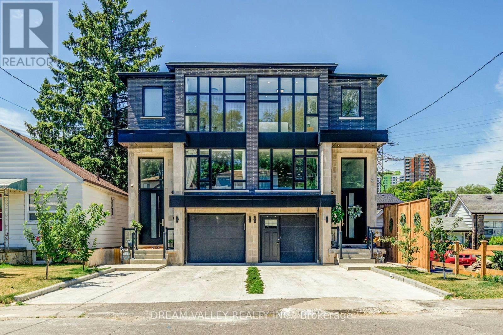 160 Byng Avenue, Toronto, ON, M1L 3P2