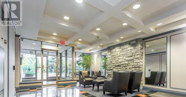 PH106-81 Townsgate Drive, Vaughan, ON, L4J 8E6 - 2