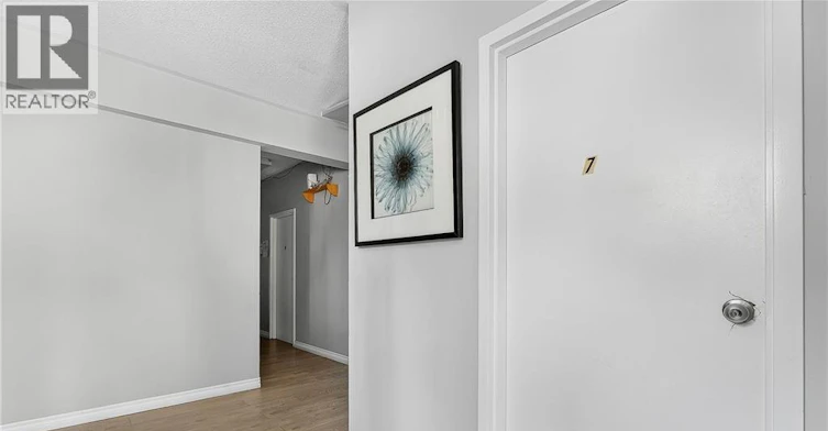 43 Dupont Street E, Waterloo, ON, N2J 2G8 - 22