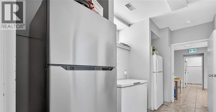 43 Dupont Street E, Waterloo, ON, N2J 2G8 - 11