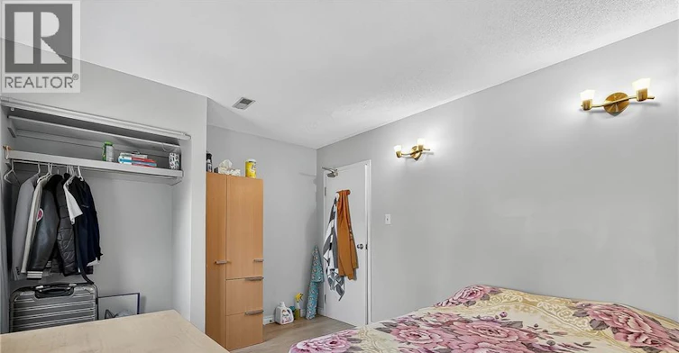 43 Dupont Street E, Waterloo, ON, N2J 2G8 - 5