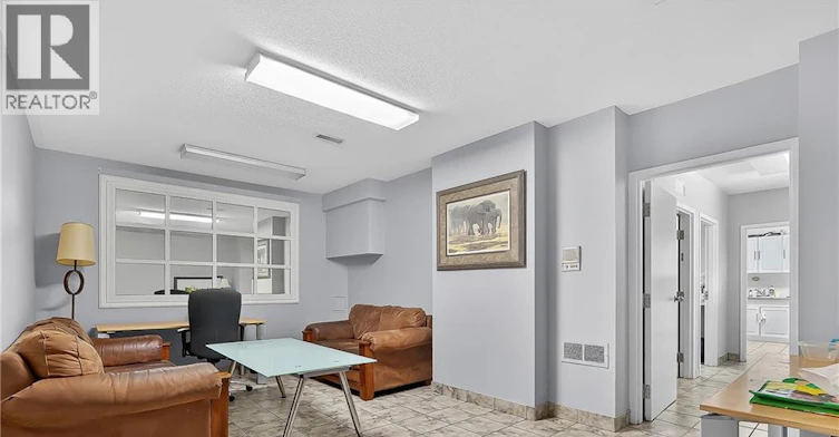 43 Dupont Street E, Waterloo, ON, N2J 2G8 - 8