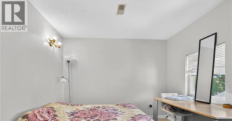 43 Dupont Street E, Waterloo, ON, N2J 2G8 - 6