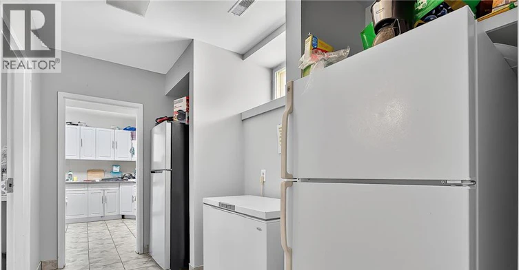 43 Dupont Street E, Waterloo, ON, N2J 2G8 - 13