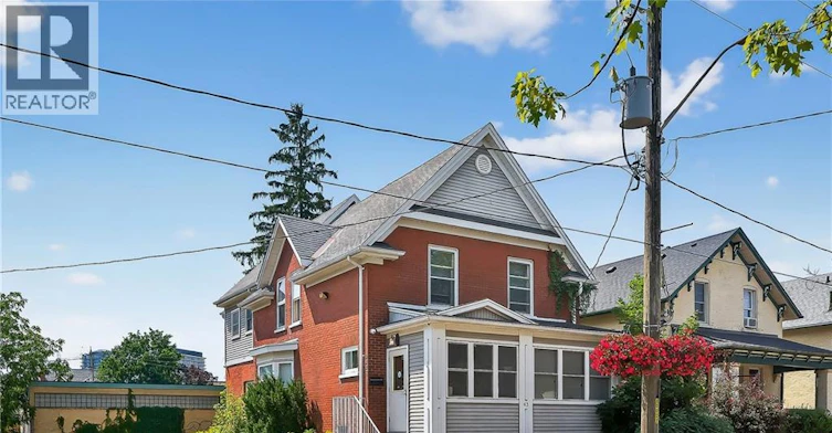 43 Dupont Street E, Waterloo, ON, N2J 2G8
