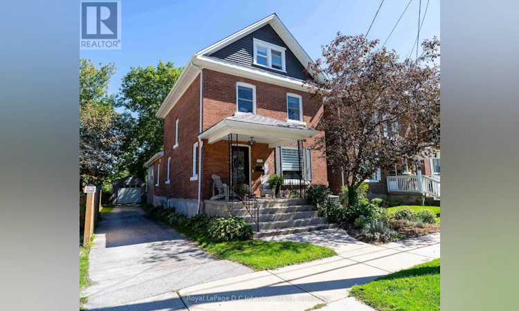 1321 4th Avenue W