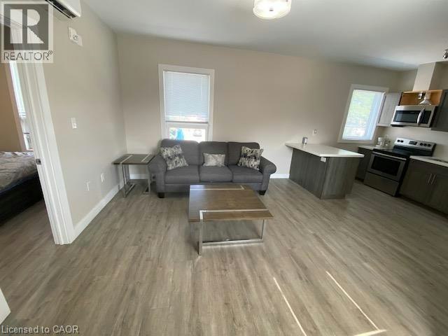 205-161 Wellington Street N, Hamilton, ON, L8N 1N4 - 4
