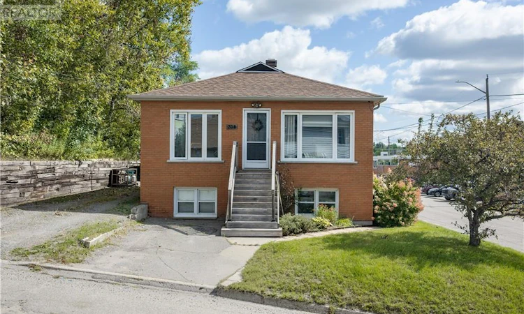 708 Lawson Street