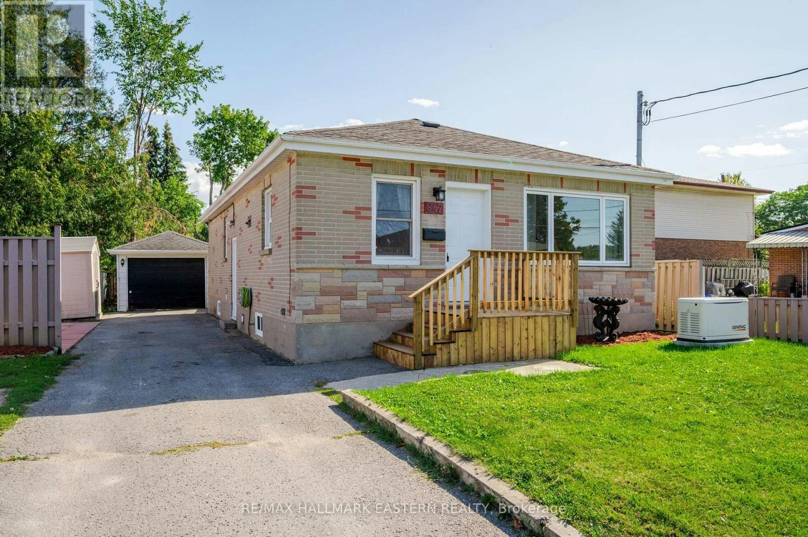 847 St Mary's Street, Peterborough, ON, K9J 4H4
