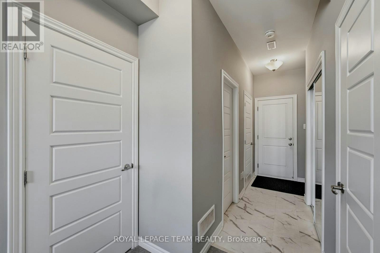 1466 Hemlock Road, Ottawa, ON, K1K 4Z8 - 34