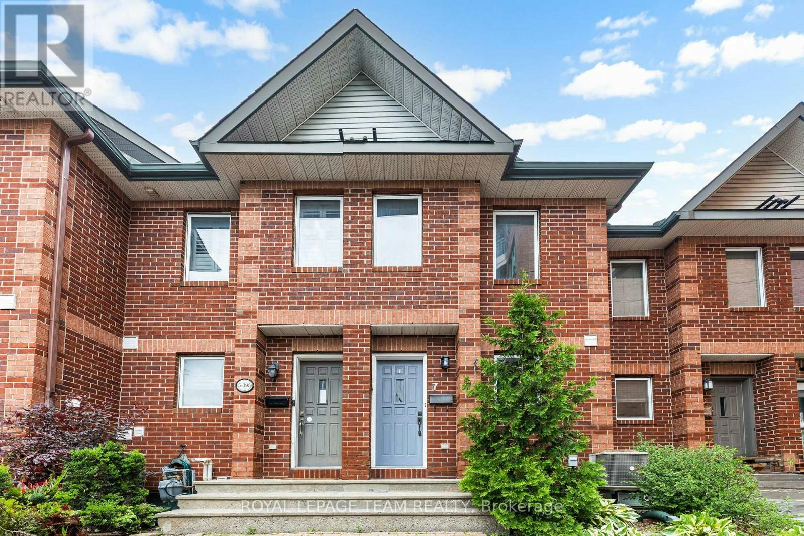 7-395 Bell Street S, Ottawa, ON, K1S 4K5