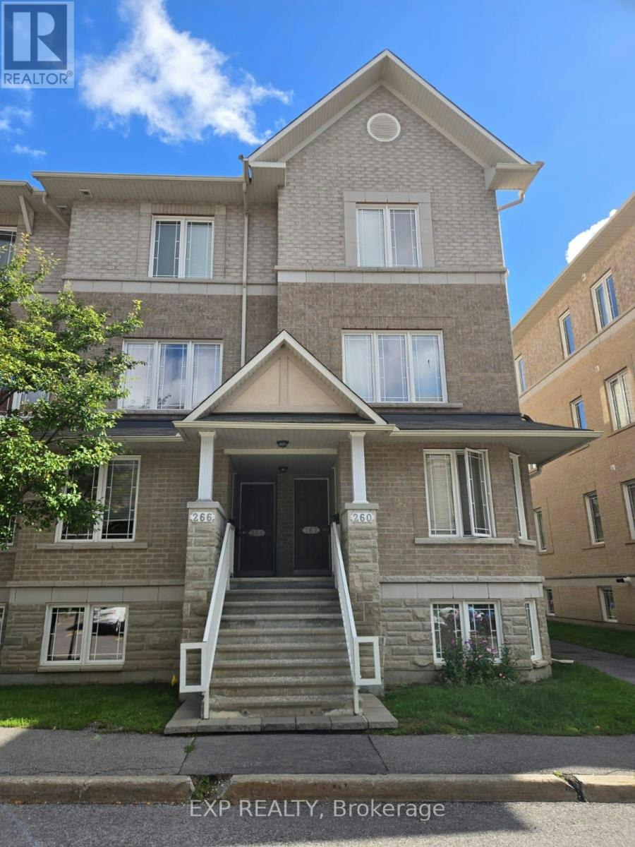 266 Paseo Private, Ottawa, ON, K2G 3N1