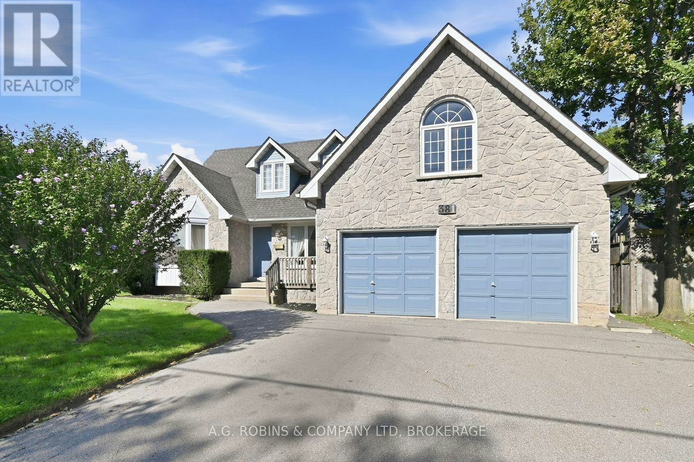 381 Kerman Avenue, Grimsby, ON, L3M 5C4