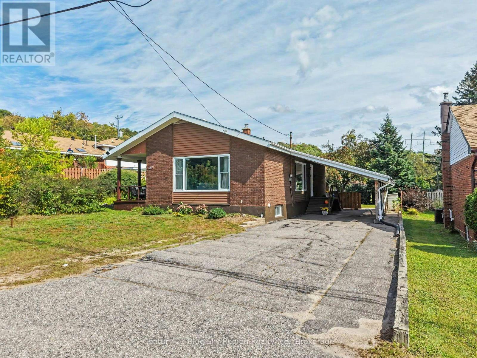 1572 Chapais Street, North Bay, ON, P1B 6M4