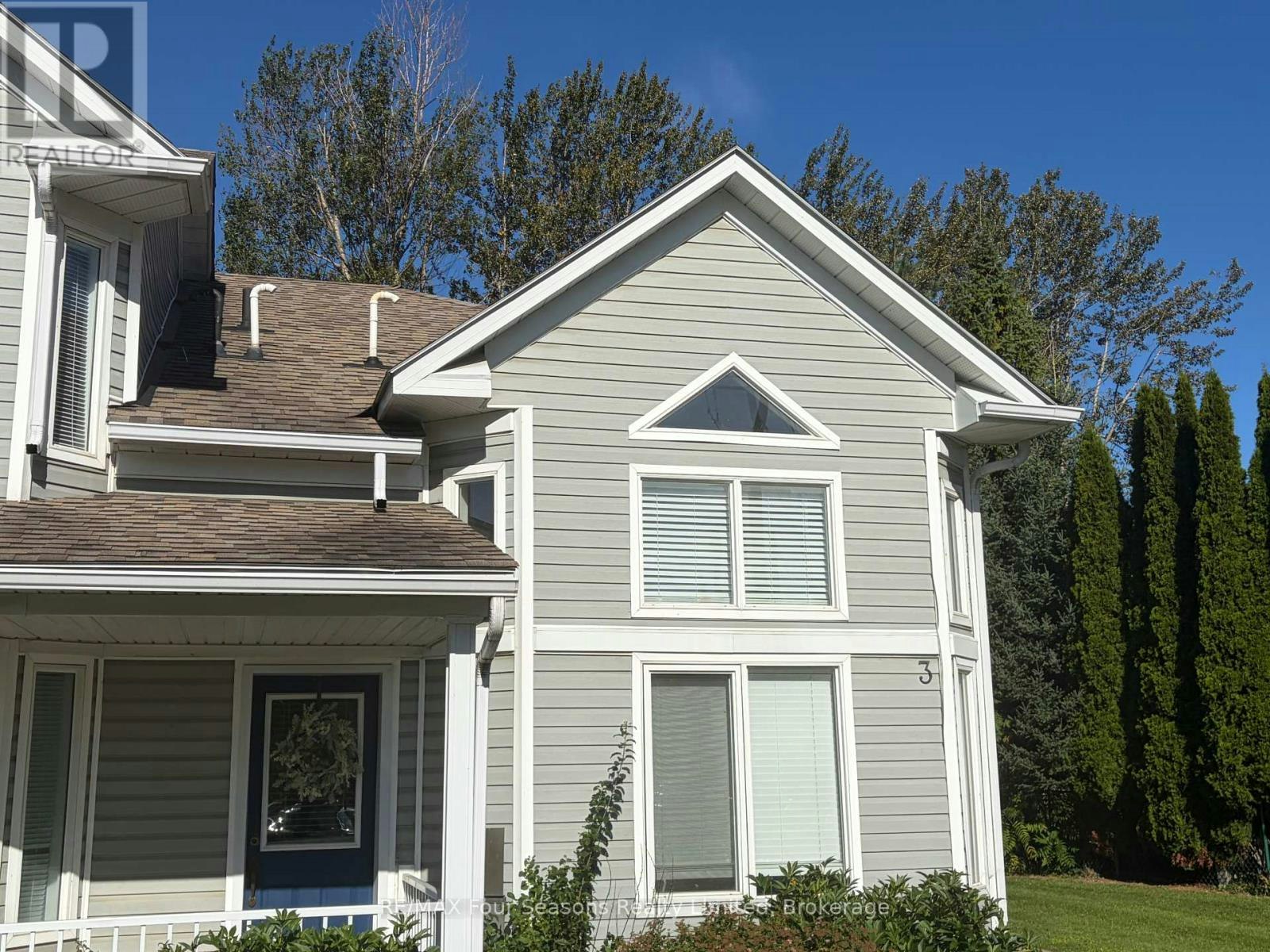 3-295 Balsam Street, Collingwood, ON, L9Y 5C1 - 2