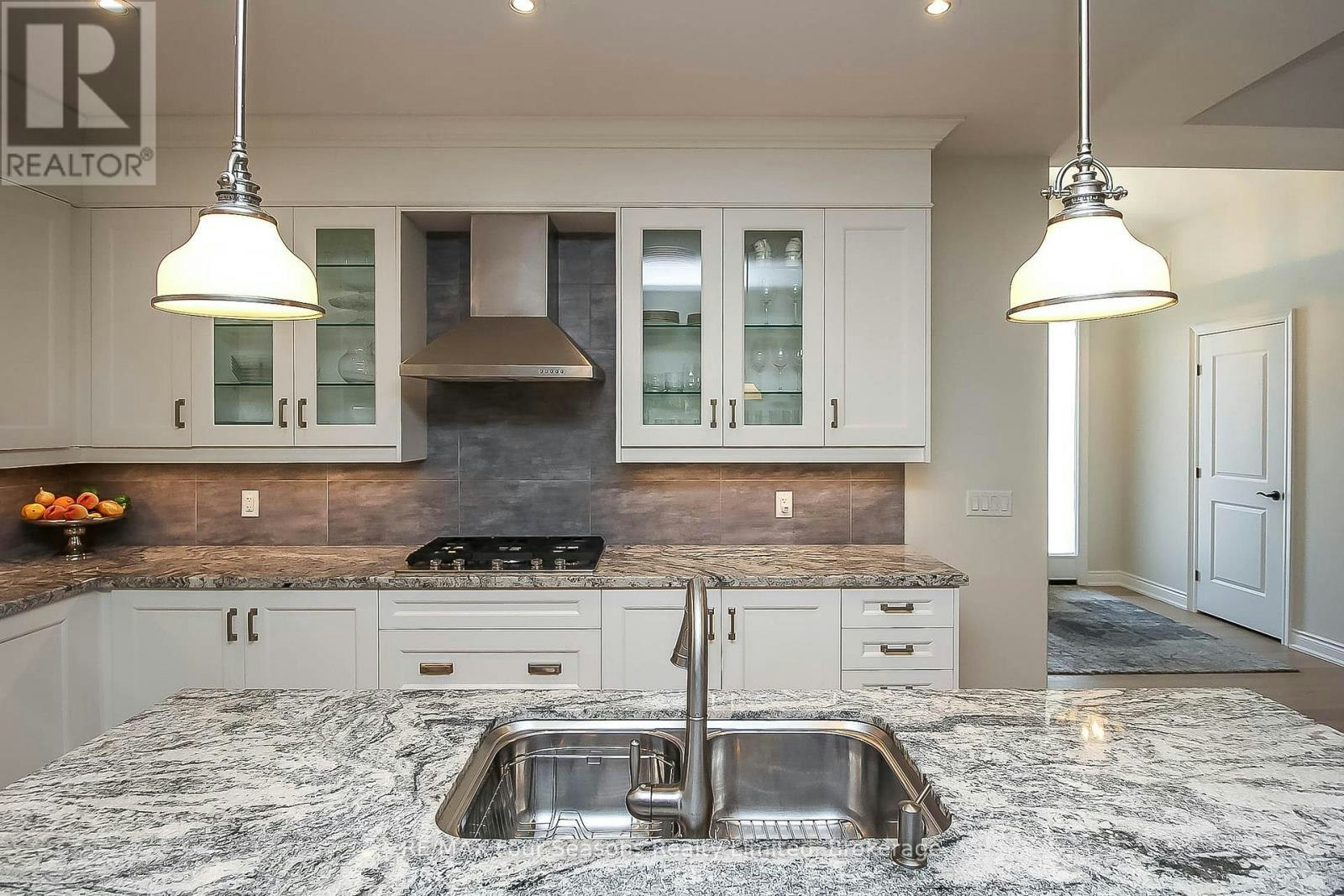 120 Schoolhouse Court, Blue Mountains, ON, L9Y 0N2 - 21