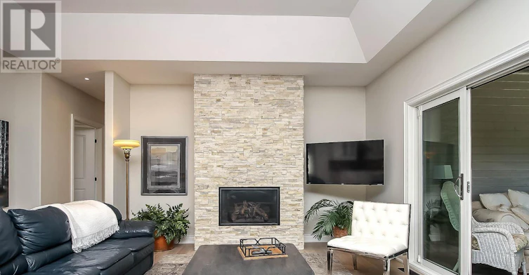120 Schoolhouse Court, Blue Mountains, ON, L9Y 0N2 - 7
