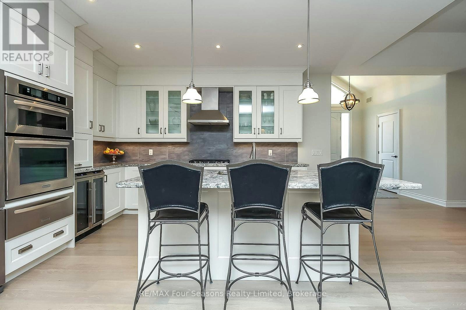 120 Schoolhouse Court, Blue Mountains, ON, L9Y 0N2 - 19