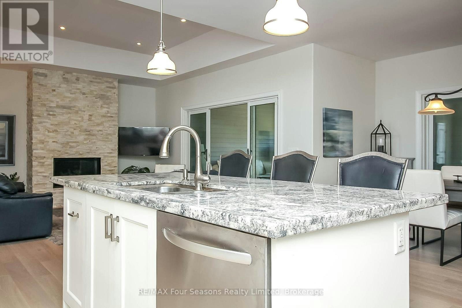 120 Schoolhouse Court, Blue Mountains, ON, L9Y 0N2 - 15